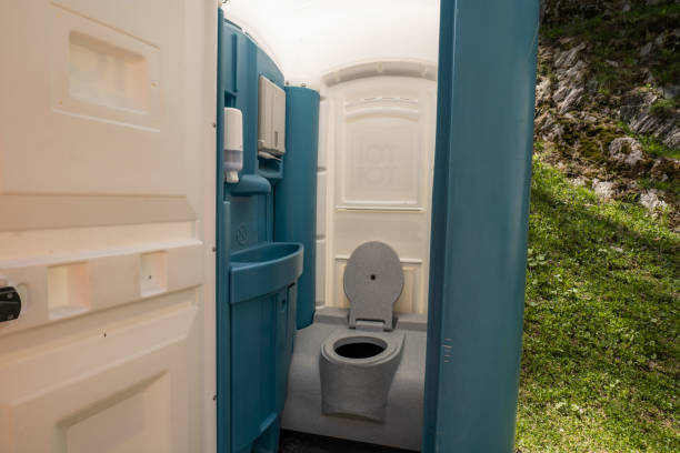 Best Luxury portable toilet rental  in Bluefield, VA